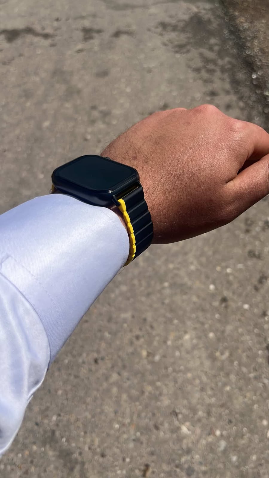 Customer delivered strap detail
